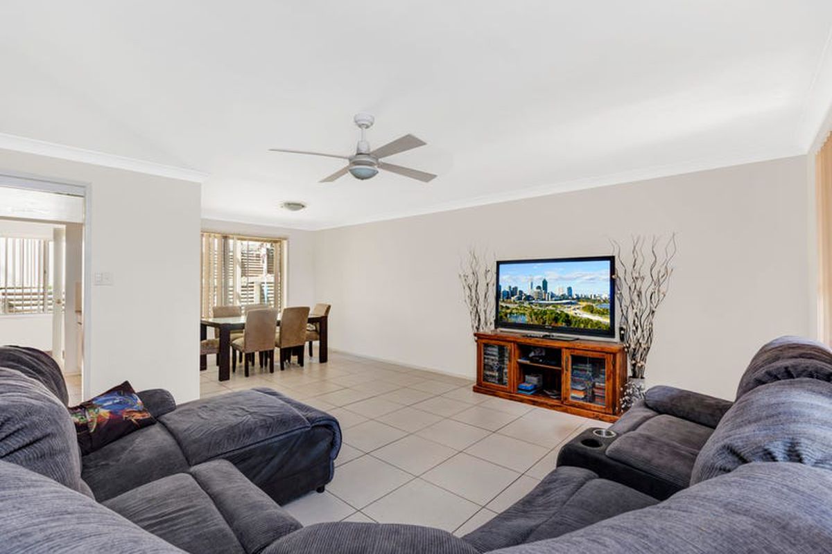 2 / 14 Wagners Place, Mardi