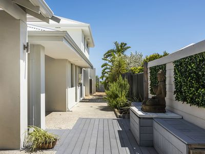 180 Lagoon Drive, Yanchep