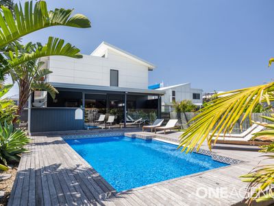 21 The Promenade, Manyana