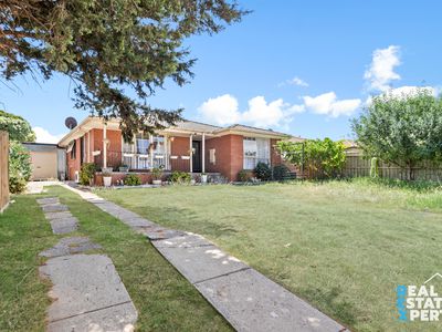 44 Oaktree Drive, Hampton Park