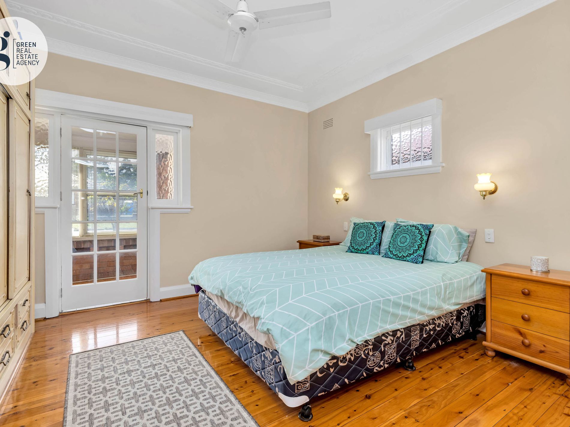 107 Cobham Ave, Melrose Park