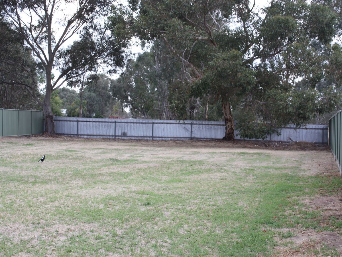 37 Ballintine Street, Benalla