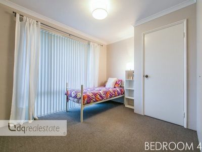 18 Liriope Parkway, Sinagra