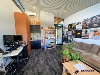 Space B / 27-31 Currumbin Creek Road, Currumbin Waters