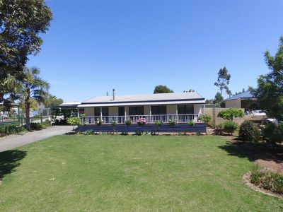 332 Gorton Drive, Kangaroo Lake