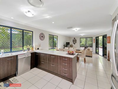 119 Poplar Street, Walloon