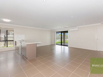 6 Truman Way, Mount Louisa