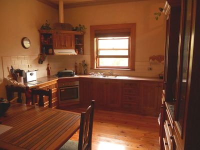 2 Church Street, Yahl