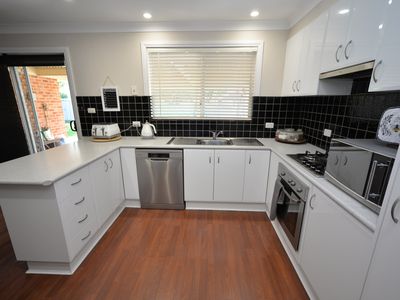 7 Cobden Place, Parkes