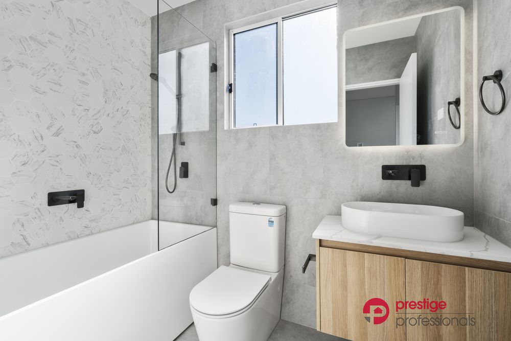 4 / 3-5 Goldfinch Street, Moorebank