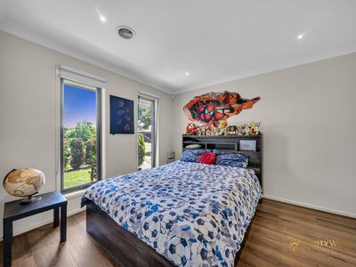 7 Bush Street, Manor Lakes