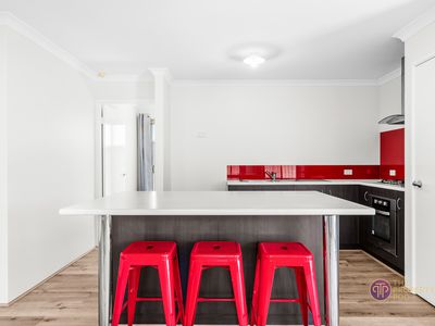 5 Balliol Court, Piara Waters