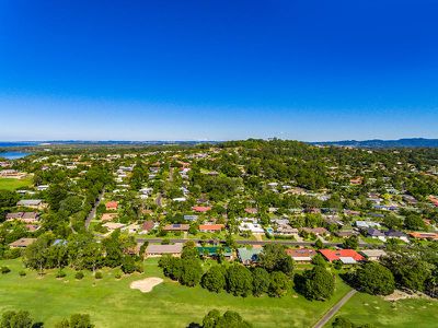 28 Narooma Drive, Ocean Shores