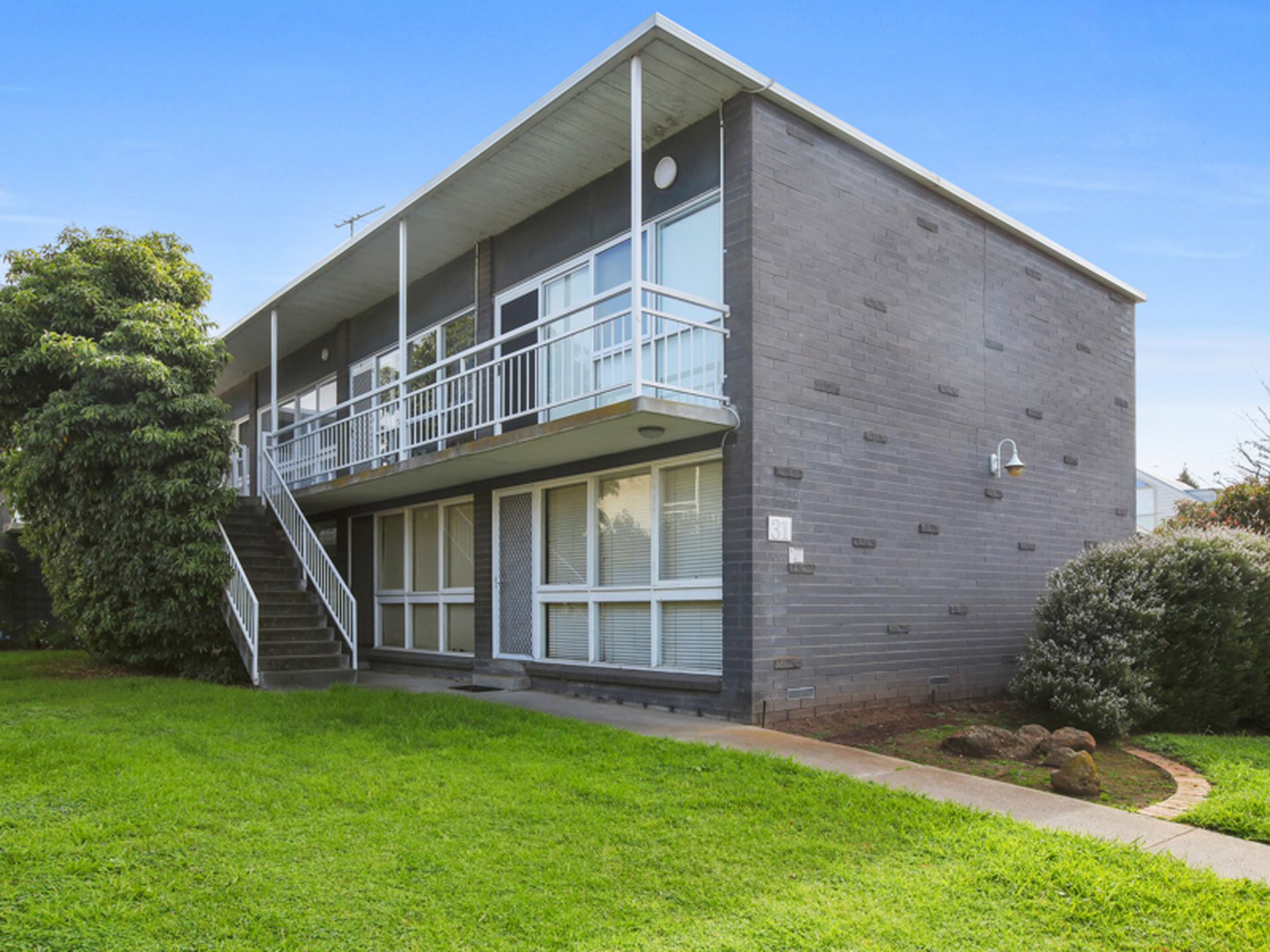 9 / 31 Dover Road, Williamstown