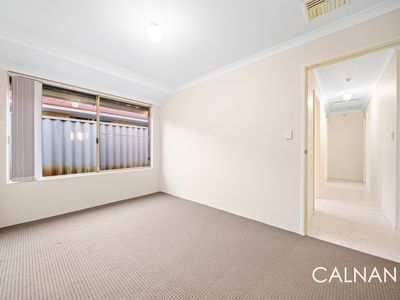 13 Woodspring Trail, Canning Vale