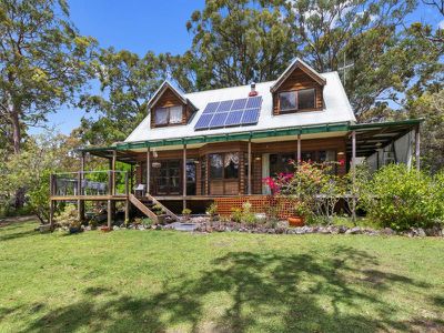 8 Shearwater Place, Tea Gardens