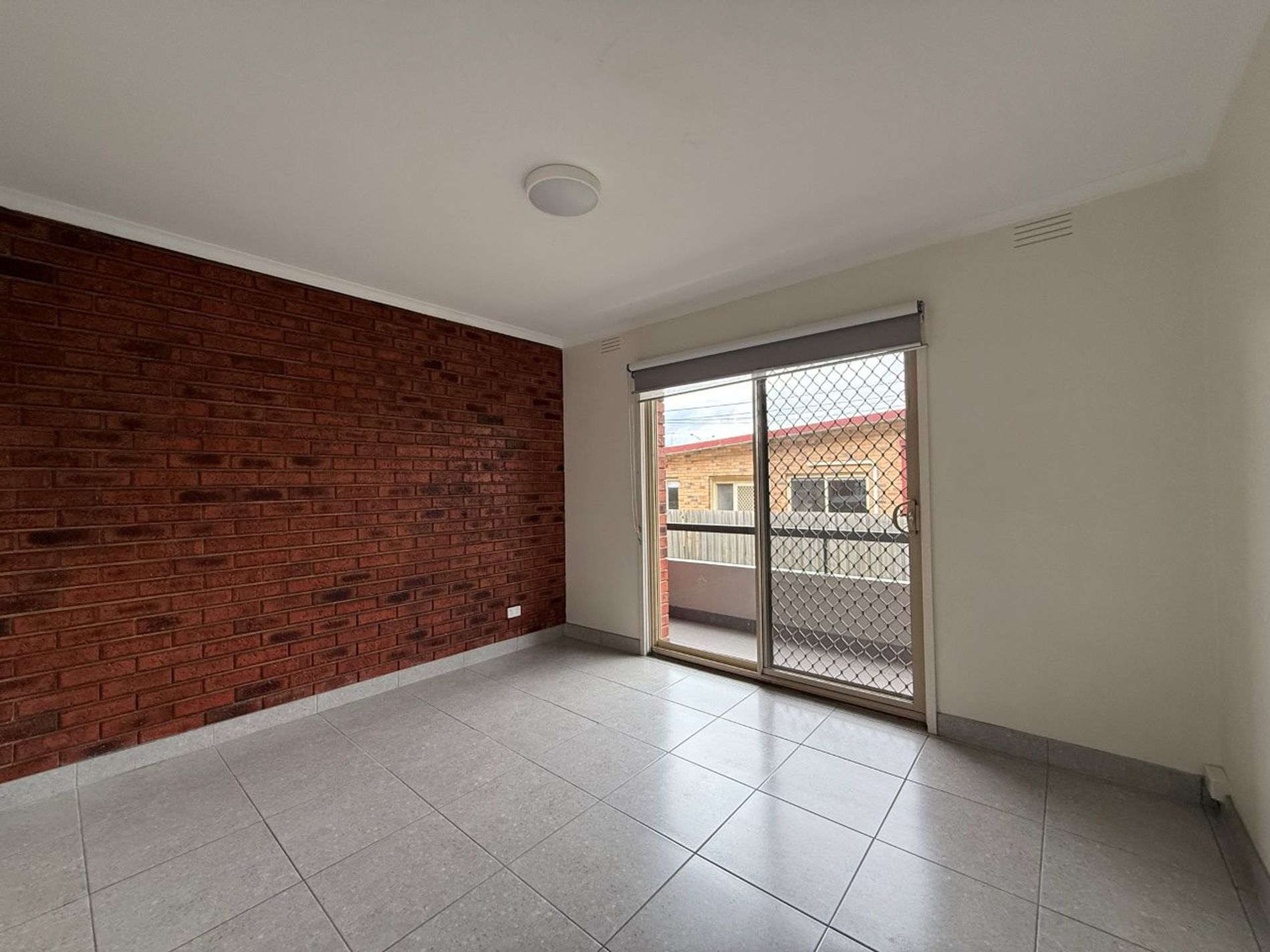 2 / 102 Synnot Street, Werribee