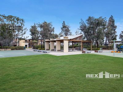 78 Mannavue Boulevard, Cranbourne North