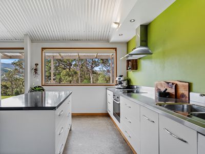 15 Pine Lodge Road, Glen Huon