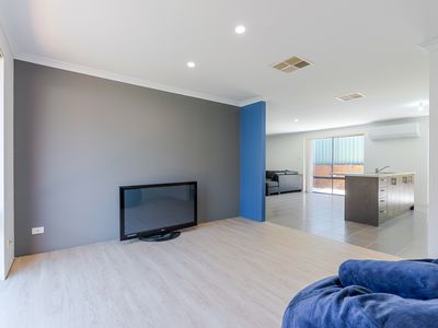 23 BLAXLAND TERRACE, Baldivis