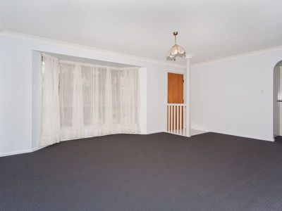 2 / 143 Amarina Avenue, Mooloolaba