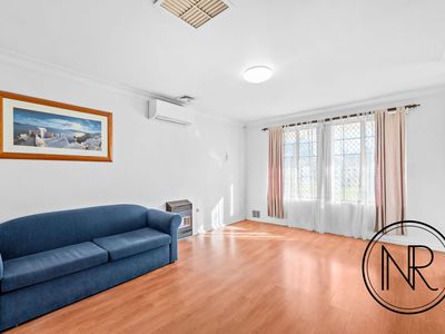 23 Farnesian Circle, Mirrabooka
