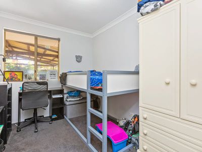 62 Fountain Way, Huntingdale