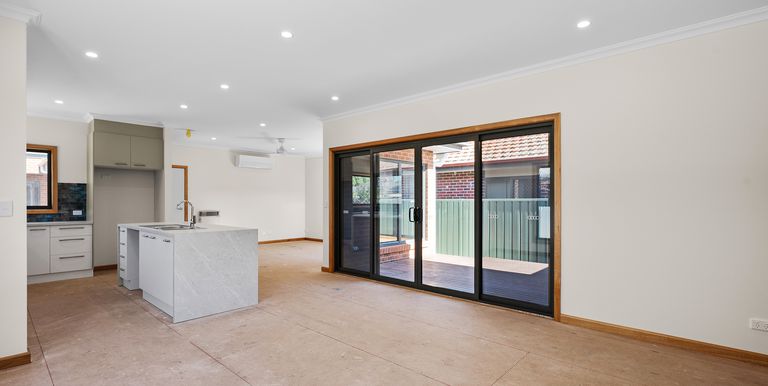 1 / 14  McGuinness Street, Euroa