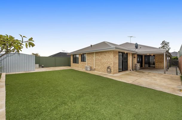 9 Explorers Crescent, Baldivis