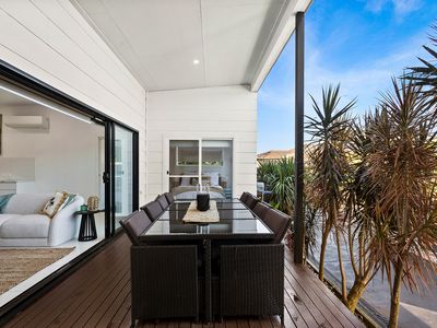 12 First Avenue North, Warrawong