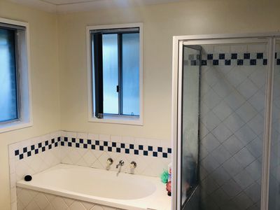 4 / 6 Stapley Street, Kingswood