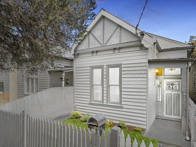 54 Creswick Street, Footscray