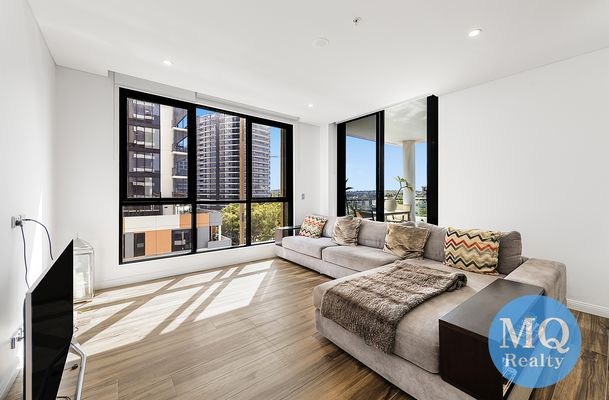 627 / 13 Oscar Place, Eastgardens