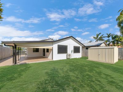 24 Mirada Court, Kirwan