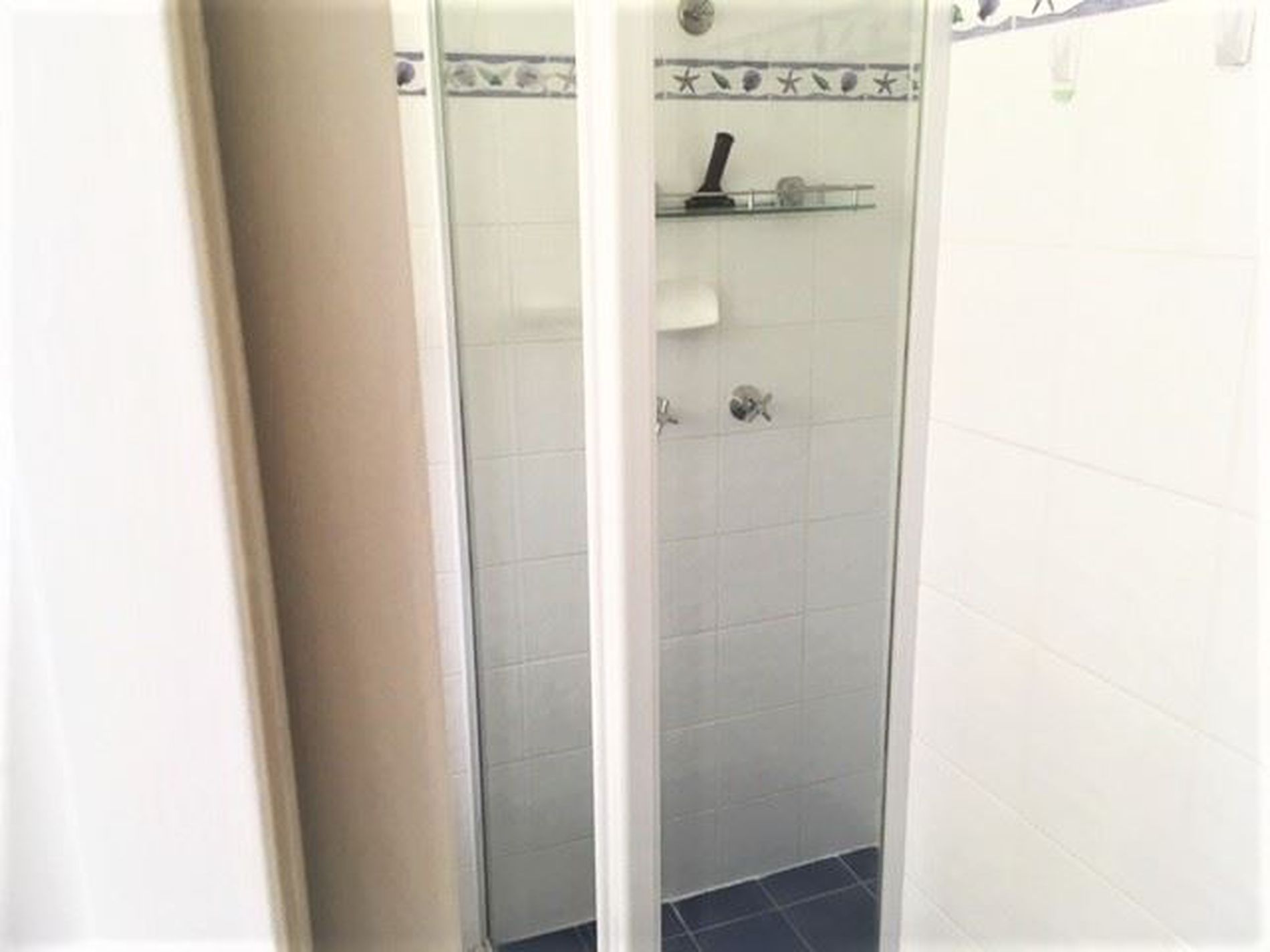 24 Kalang Ave, Ulladulla