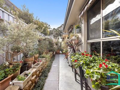 4 / 20-22 Greenacre Road, Wollongong