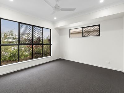 6 Kulla Link, Mount Peter