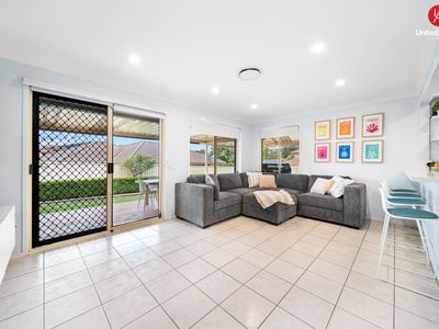 8 Riddell Street, West Hoxton