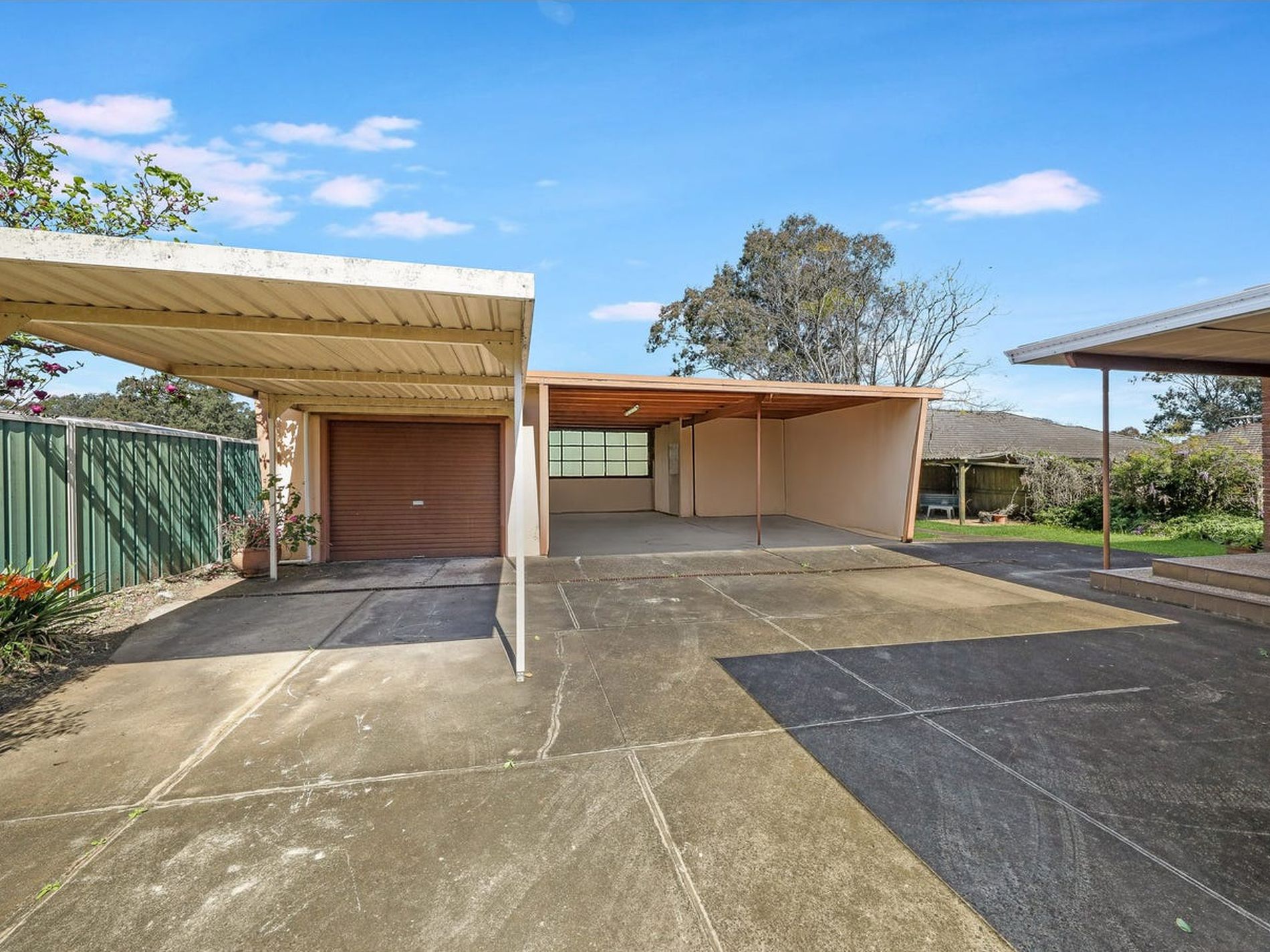 55 Endeavour Road, Georges Hall