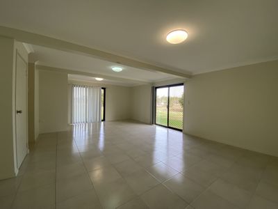 5 White Street, Bundamba