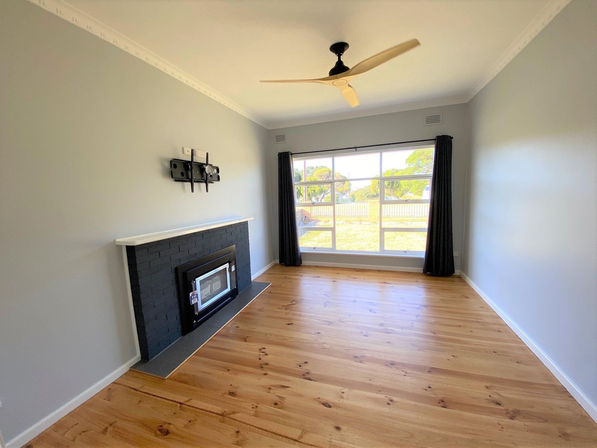 3 RENDELSHAM ROAD, Millicent