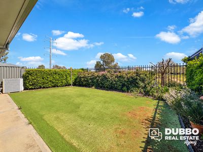 44 Fountain Circuit, Dubbo