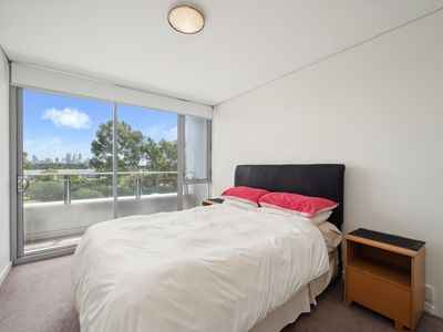 303/30 The Circus, Burswood