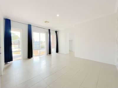 21 Kirkland Way, Parmelia