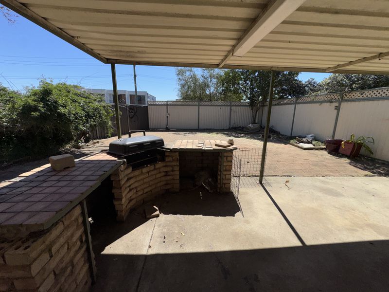 1 Harvey Avenue, Moorebank