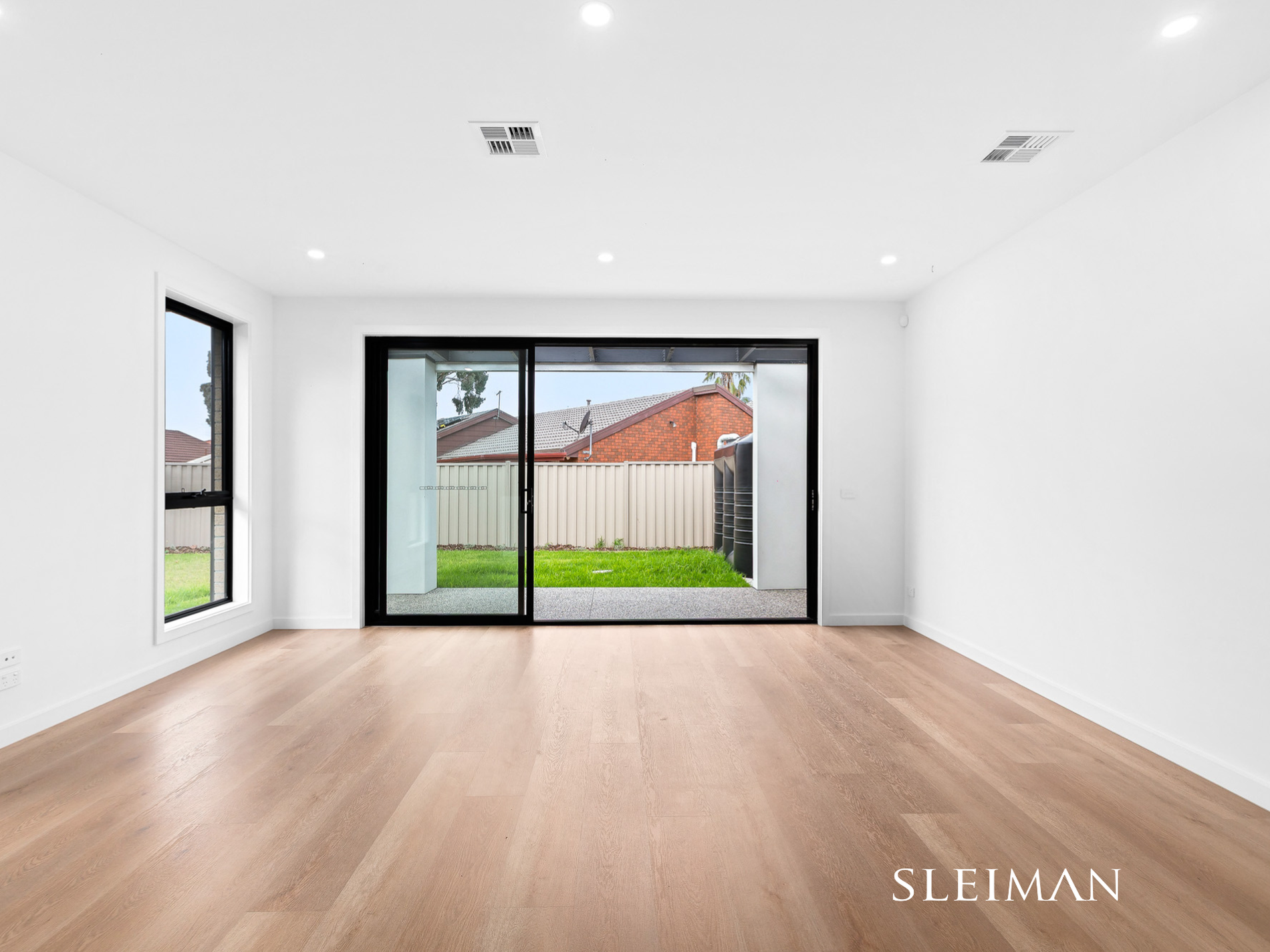4b Bosco Terrace, Keilor Lodge