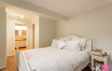10 Corringham Road, Beaconsfield Upper