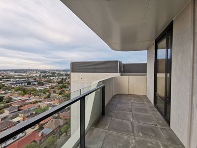 1117 / 864 Blackburn Road, Clayton