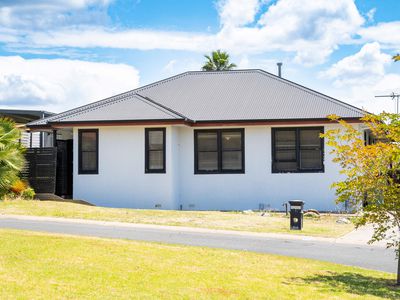 16 SAMANTHA TERRACE, Wodonga