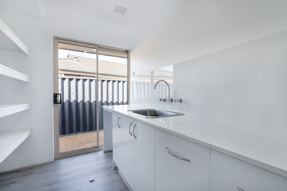 42 Achiever Avenue, Port Kennedy